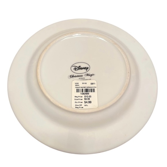 RARE Disney Donald Duck 8 inch Christmas Magic Ceramic Plate - Picture 4 of 6